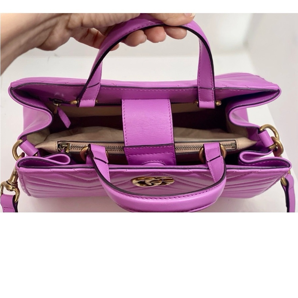 Gucci GG Marmont Top Handle
Small Matelasse Handbag Excellent Condition - Picture 6 of 15